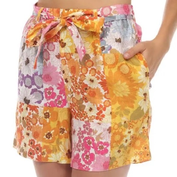 NEVER WORN Johnny Was Patchwork shorts sz. XL - Picture 3 of 3